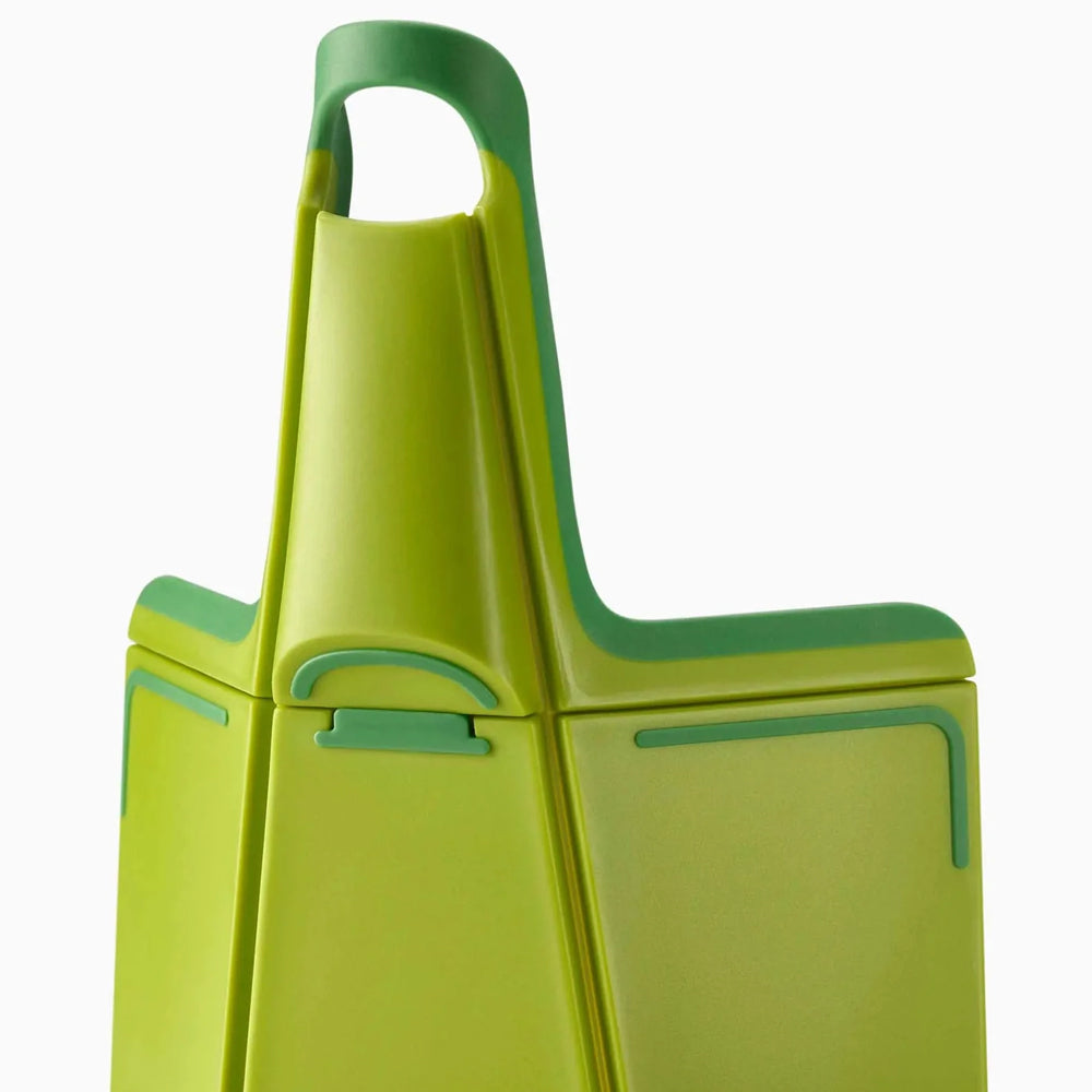 60201-joseph-joseph-chop2pot-plus-regular-folding-chopping-board-green
