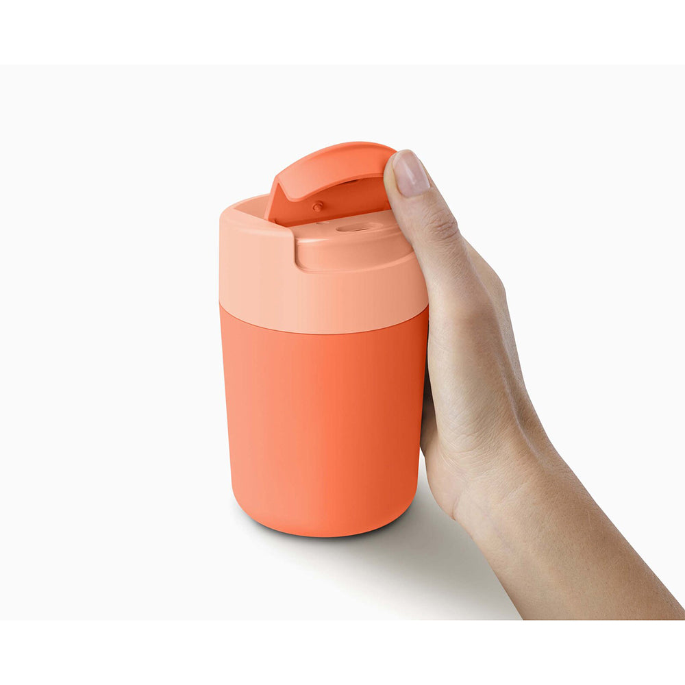 81123-joseph-joseph-sipp-340ml-14cm-travel-mug-cup-coral