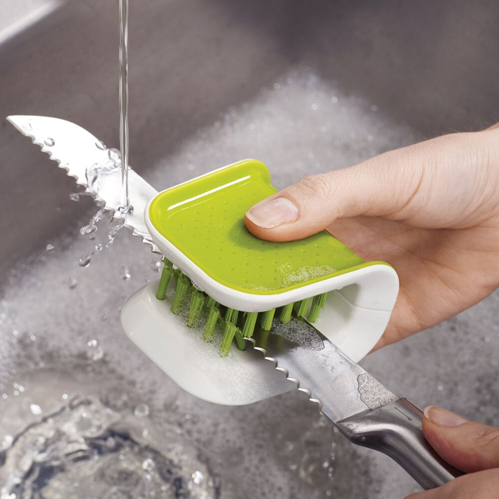 85105-joseph-joseph-blade-brush-knife-cleaner-green