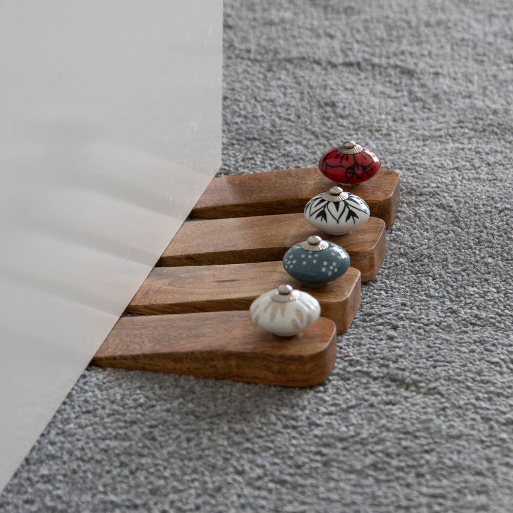 J. Elliot Jayda Door Stop 16x5x5cm Natural & Red