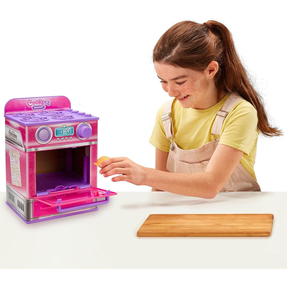 23502-aa0-0000-cookeez-makery-season-1-oven-playset-cinnamon-kids-childrens-toy-5y