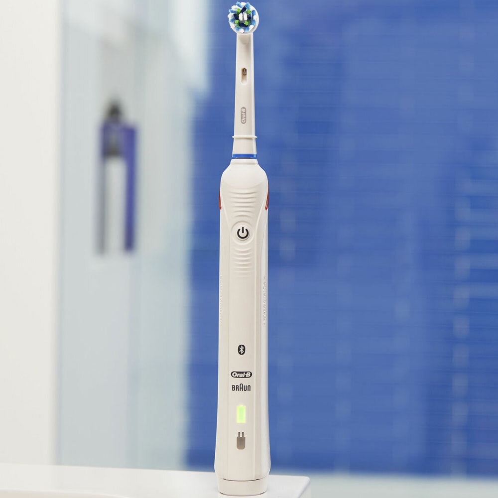 30902-oral-b-electric-rechargeable-bluetooth-power-toothbrush-smart-5000-w-3-brush-heads