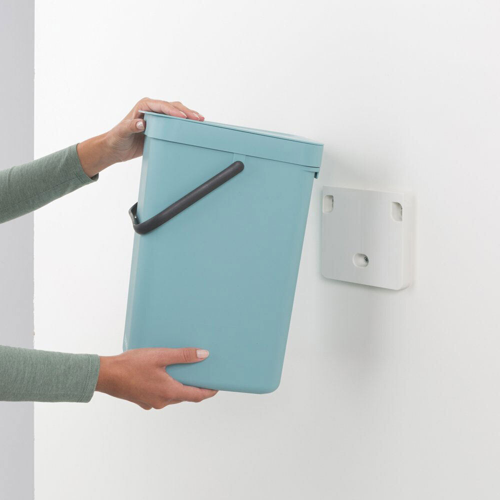 5109744-brabantia-12l-sort-go-waste-bin-mint