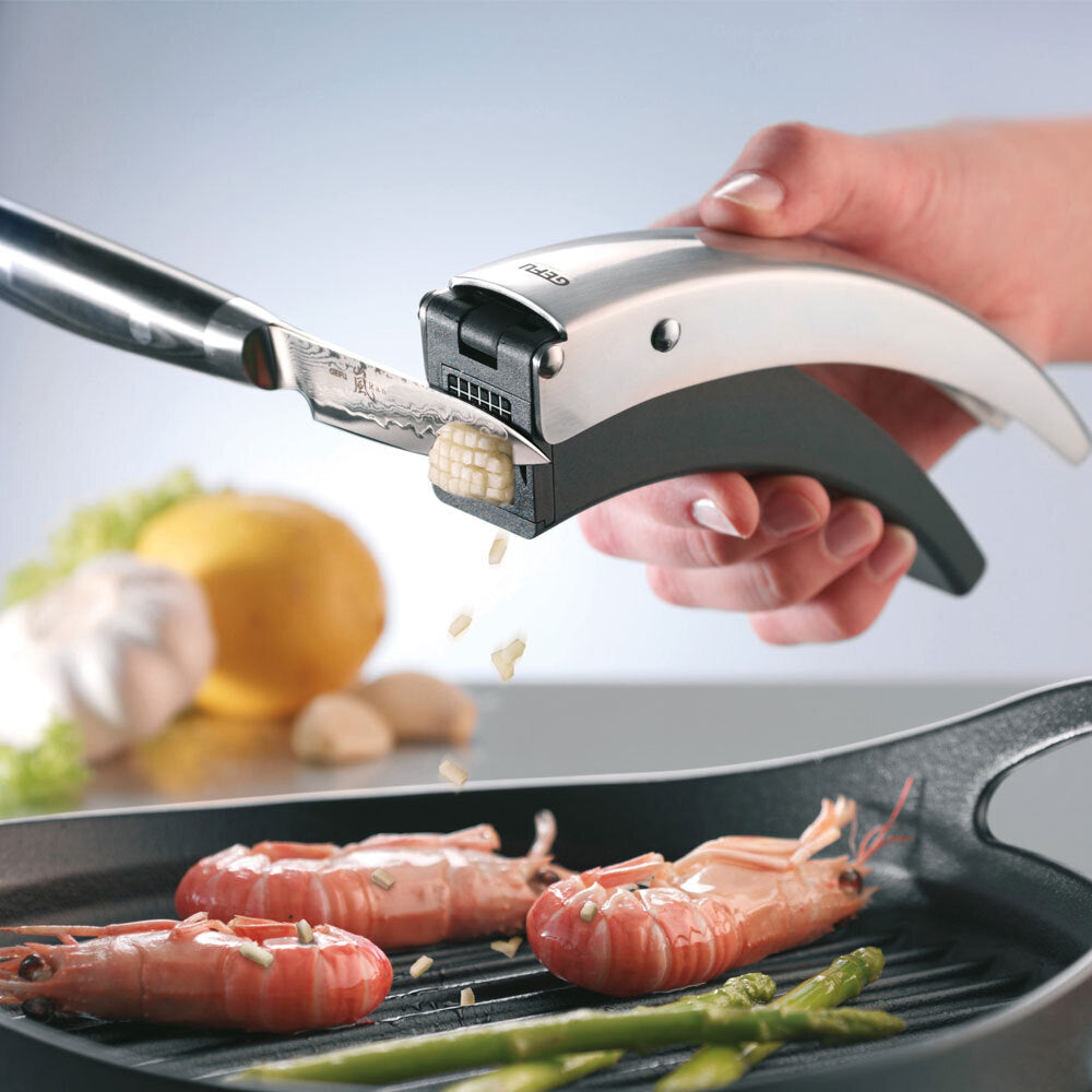 511720-gefu-garlico-garlic-cutter