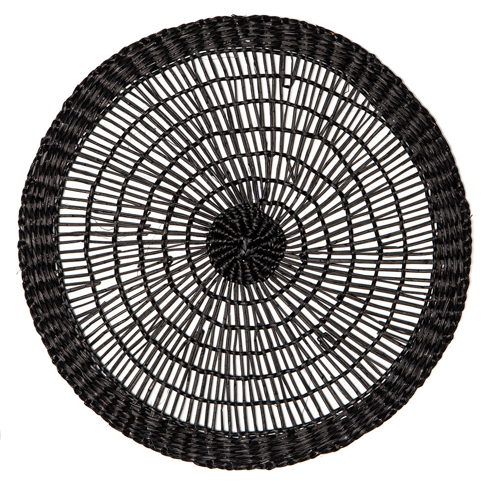 63014-2pk-ladelle-apollo-38cm-round-seagrass-placemat-black