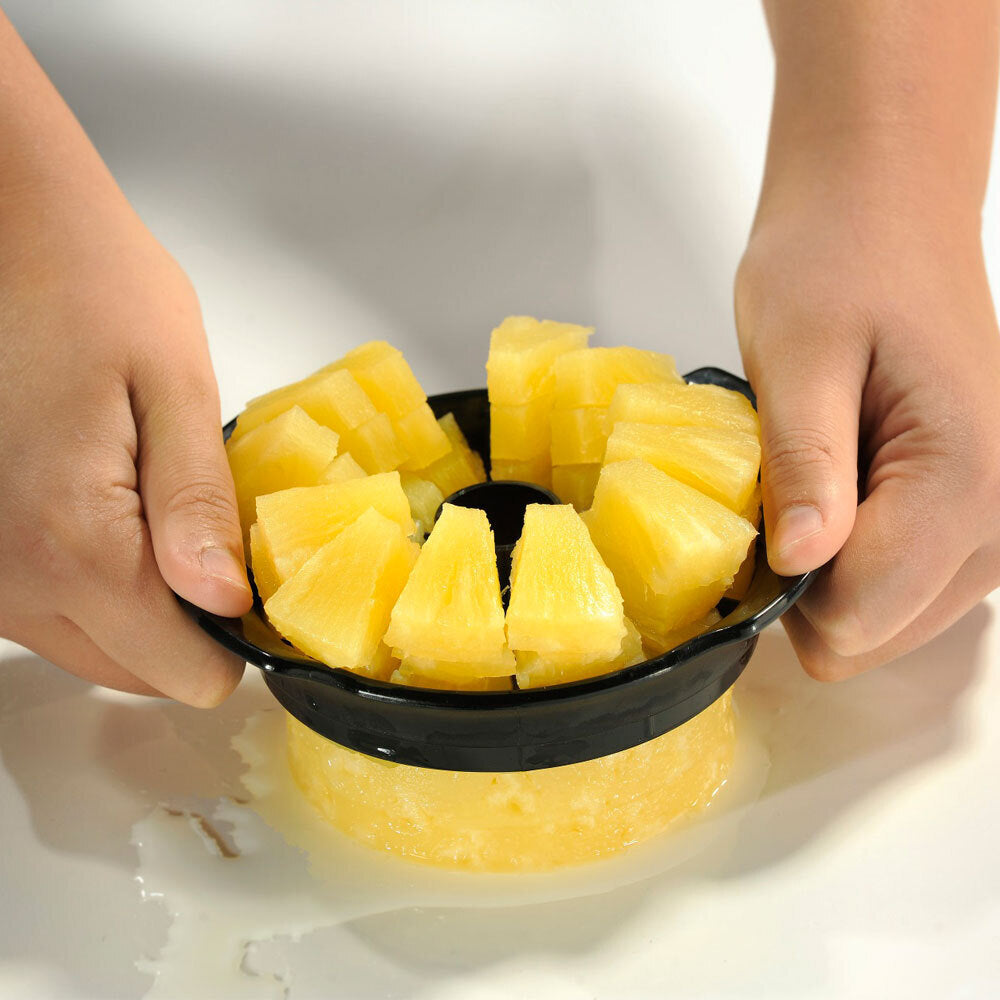 64135009-gefu-professional-pineapple-slicer