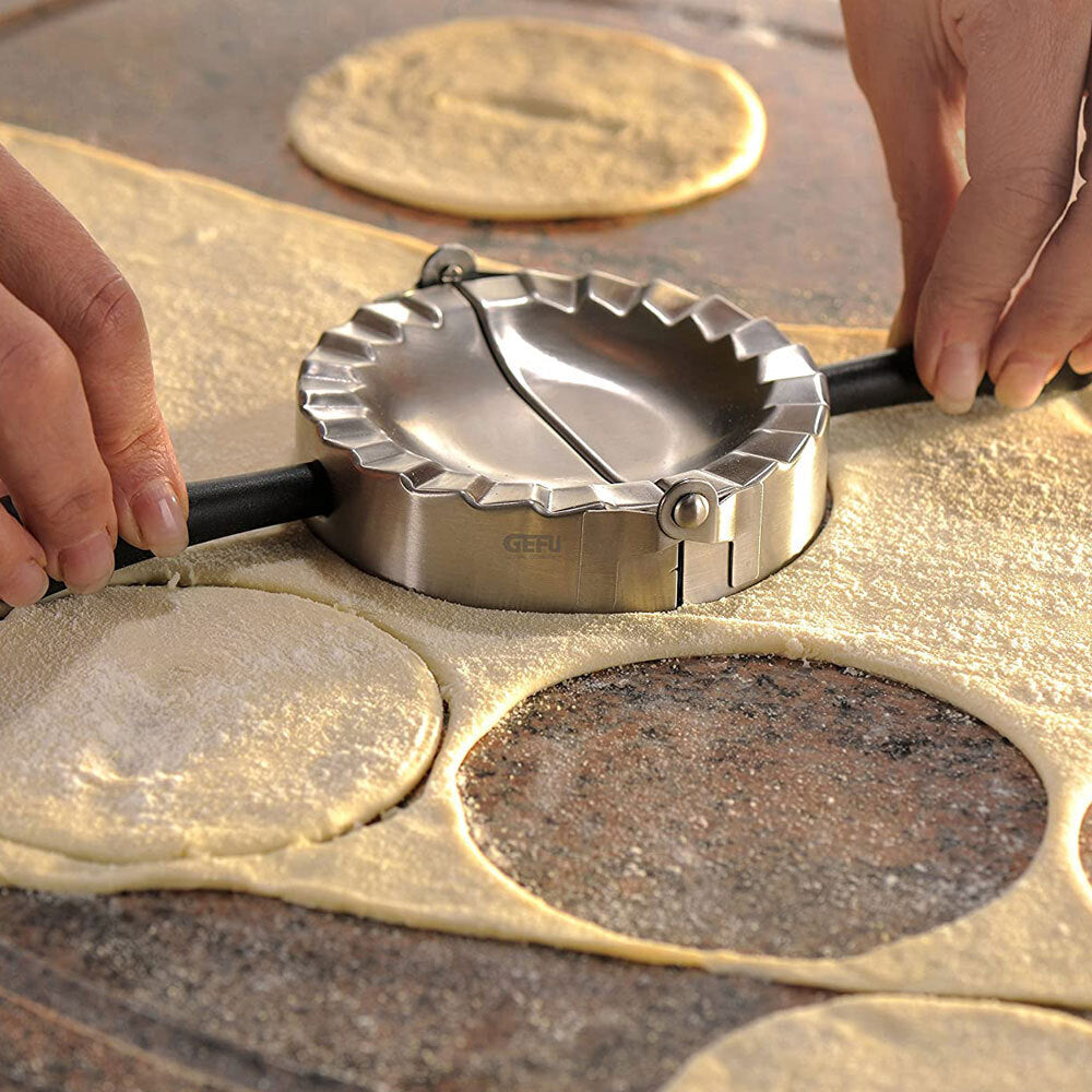 64284905-gefu-ravenna-ravioli-pasta-case-mould