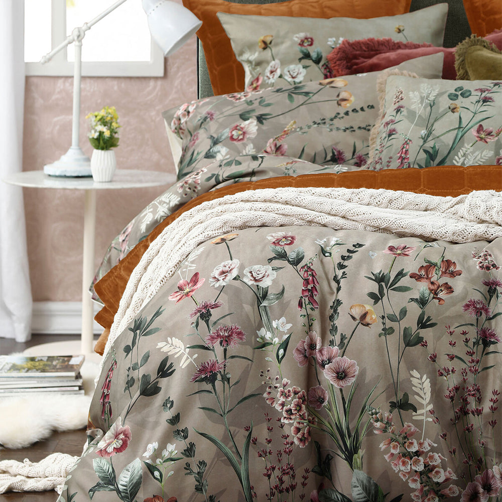 89703i938-mm-linen-carrie-queen-bed-quilt-cover-set-210x210cm