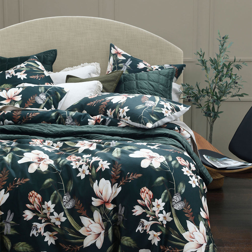 89703i939-mm-linen-verde-queen-bed-quilt-cover-set-210x210cm