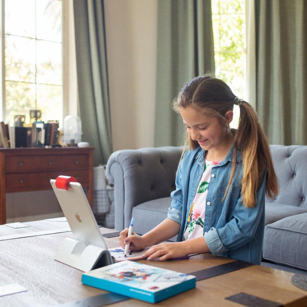 902-00007-osmo-super-studio-mickey-mouse-friends-for-ipad-5y