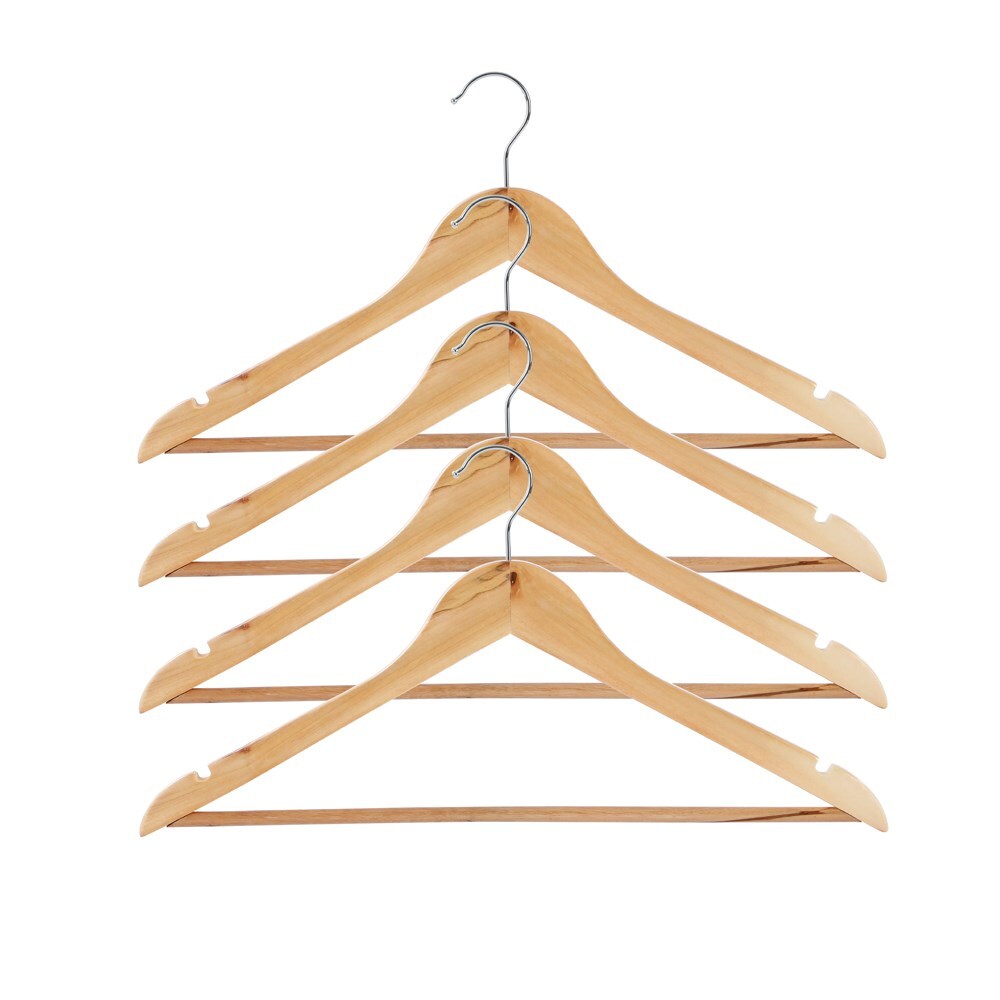 4pc Wooden Hanger 44.5cm