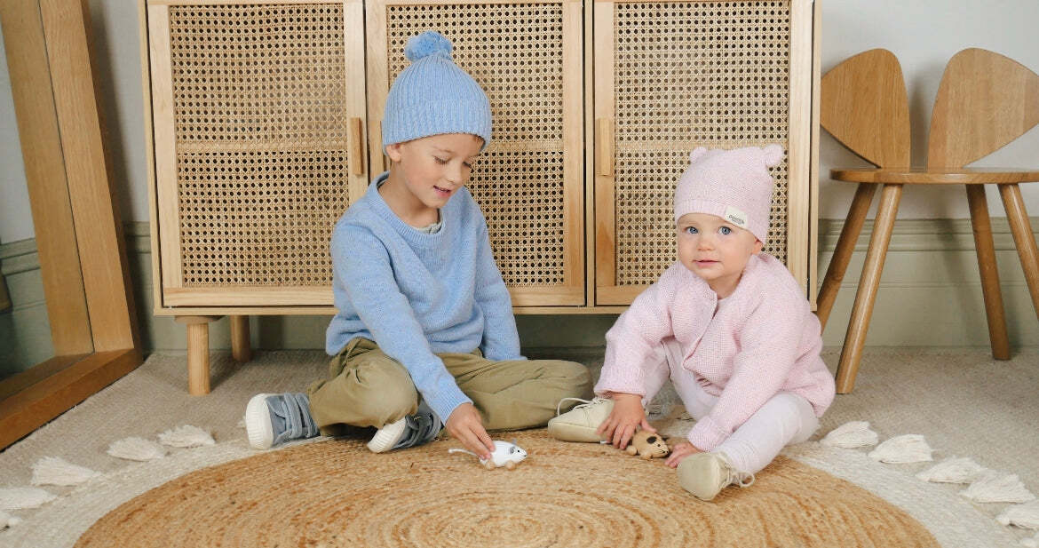 11100334-ponchik-baby-toddler-pom-pom-ribbed-beanie-mist-speckle-knit-size-3-6m