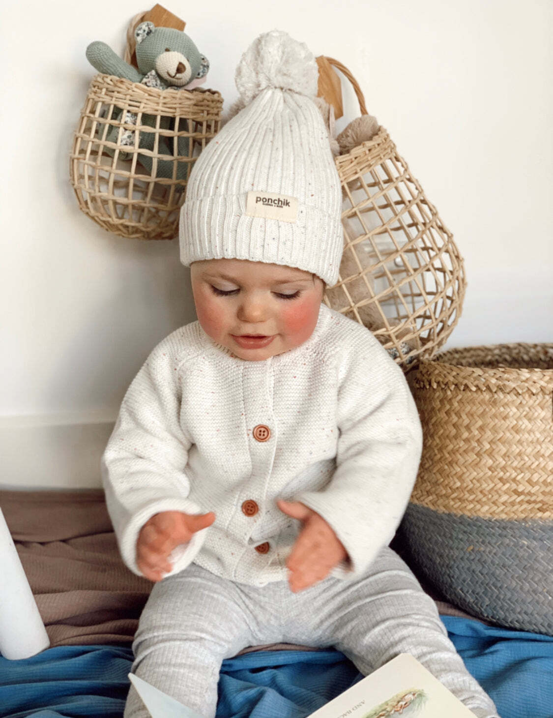 11100336-ponchik-baby-toddler-pom-pom-ribbed-beanie-stardust-speckle-knit-size-3-6m