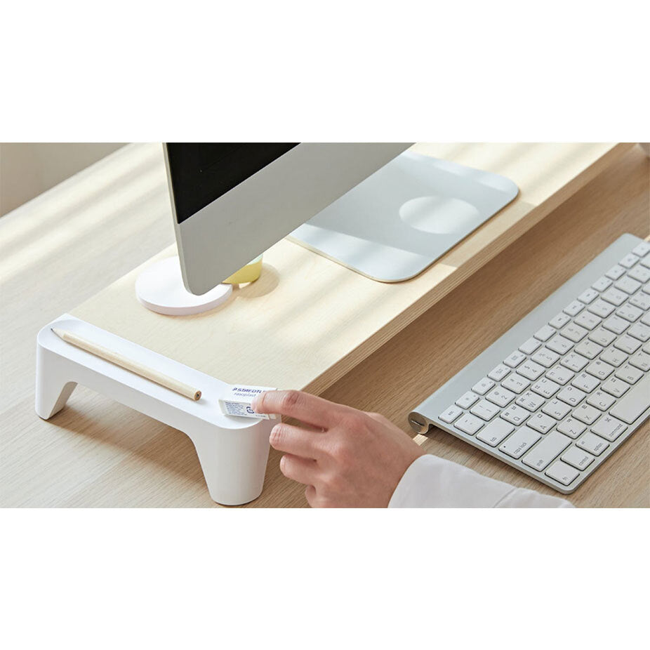90031640-pout-eyes-5-wooden-monitor-stand-white