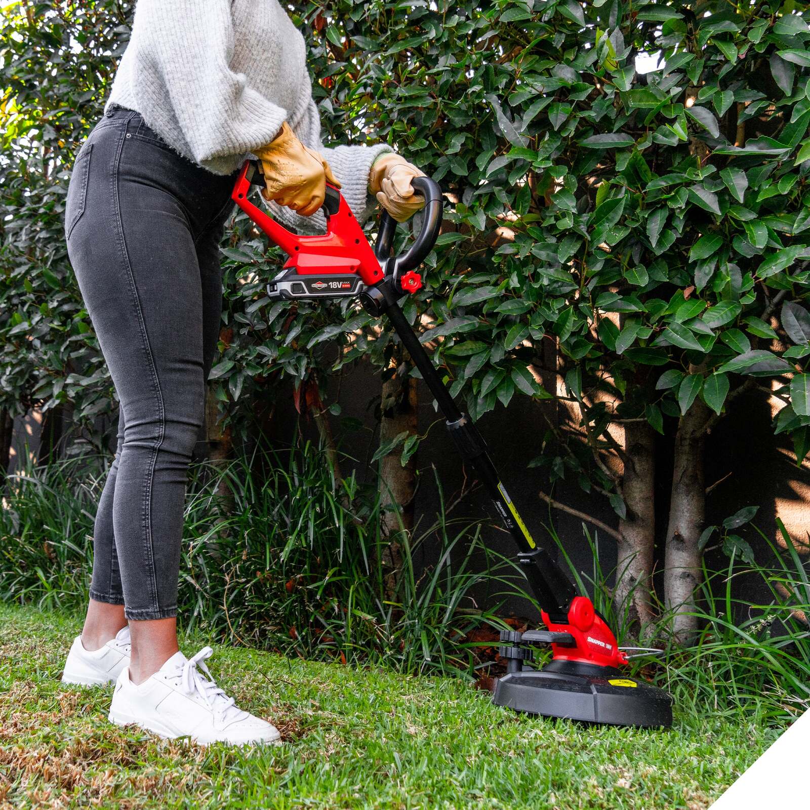 1697468-snapper-18v-cordless-line-trimmer-kit-w-4-0ah-battery-charger