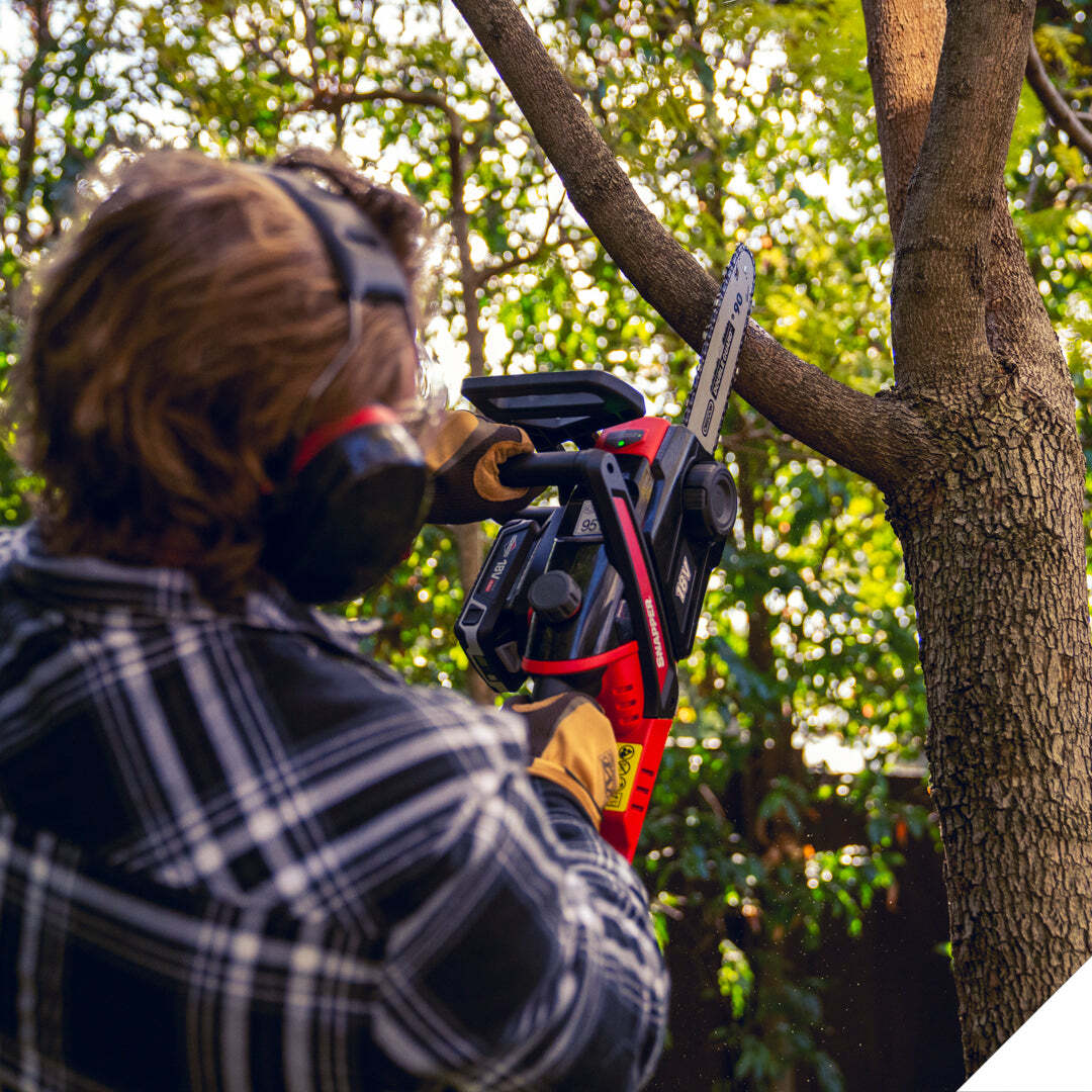 1697485-snapper-18v-cordless-10-chainsaw-wood-cutter-tool