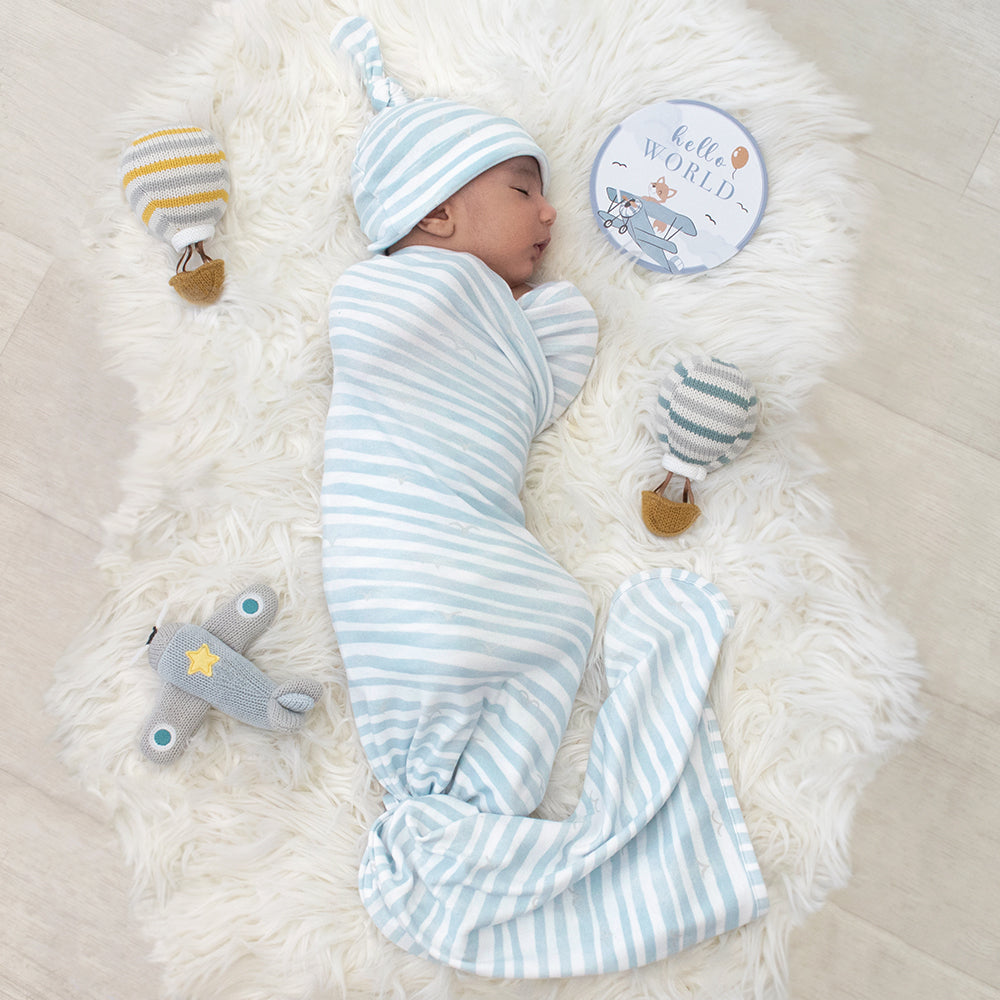 1015128-living-textiles-newborn-infant-baby-gift-set-stripes
