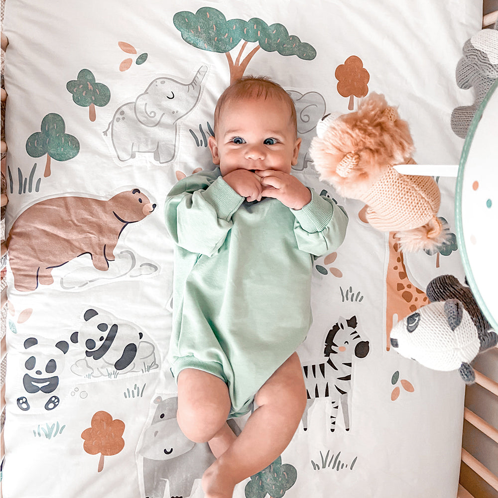 1400216-4pc-lolli-baby-newborn-living-nursery-set-day-at-the-zoo