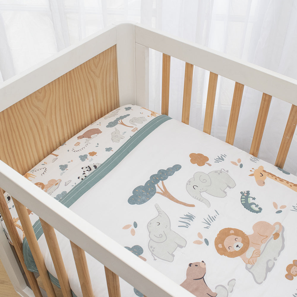 1400216-4pc-lolli-baby-newborn-living-nursery-set-day-at-the-zoo
