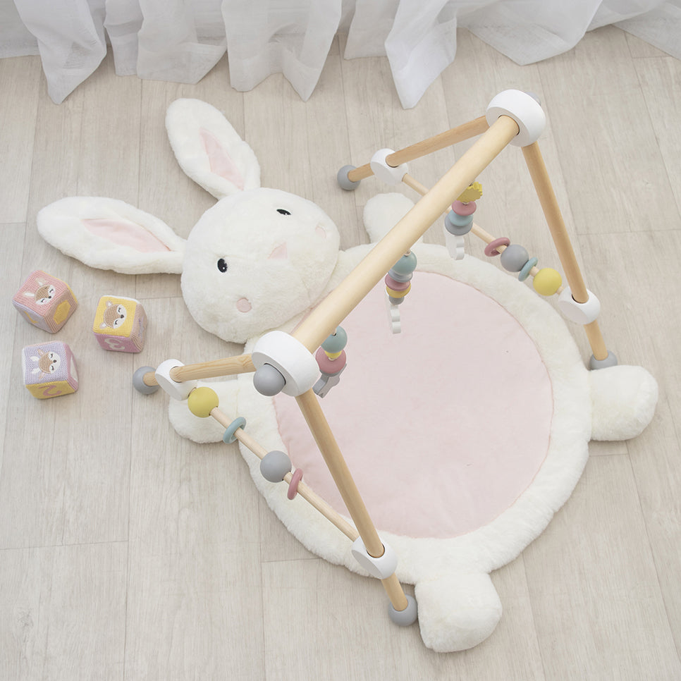 3024855-living-textiles-baby-newborn-indoor-play-mat-bunny