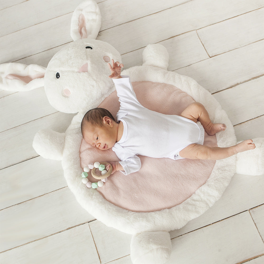 3024855-living-textiles-baby-newborn-indoor-play-mat-bunny