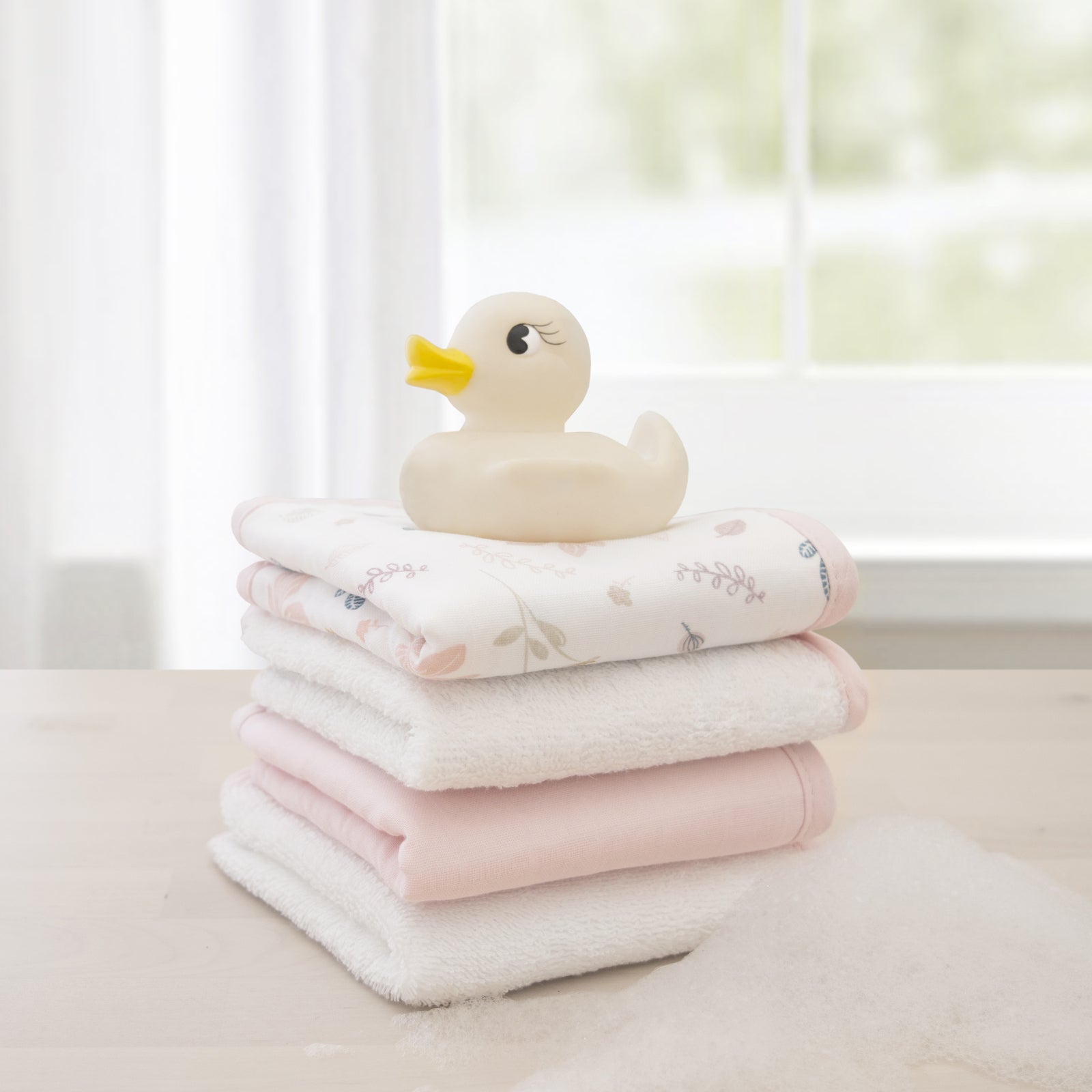 4033045-4pc-living-textiles-organic-muslin-wash-cloths-botanical-blush