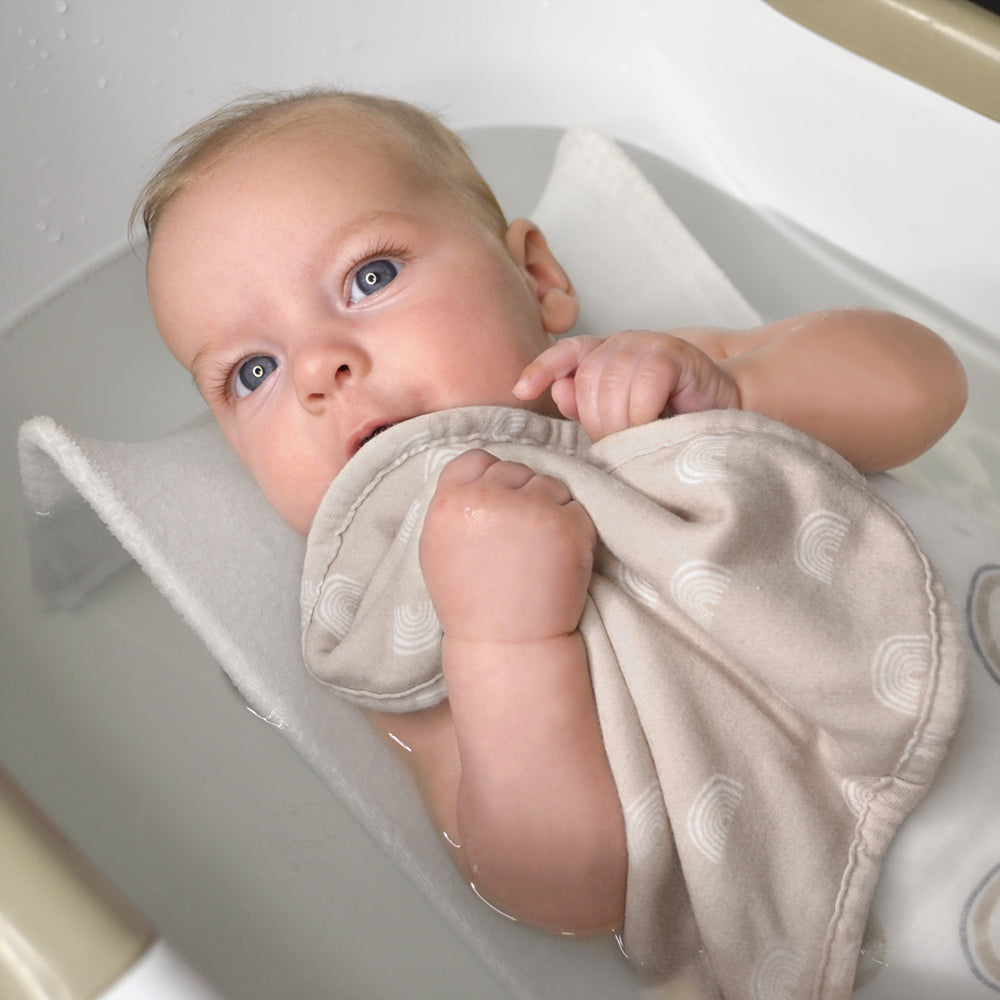 4033127-4pc-living-textiles-baby-infant-wash-cloths-sloth-rainbow