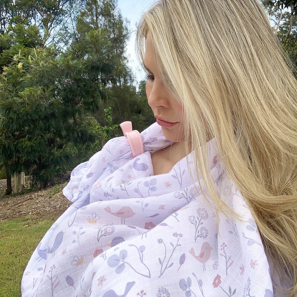 4042035-living-textiles-cotton-muslin-swaddle-pram-pegs-sweet-tweet-100cm