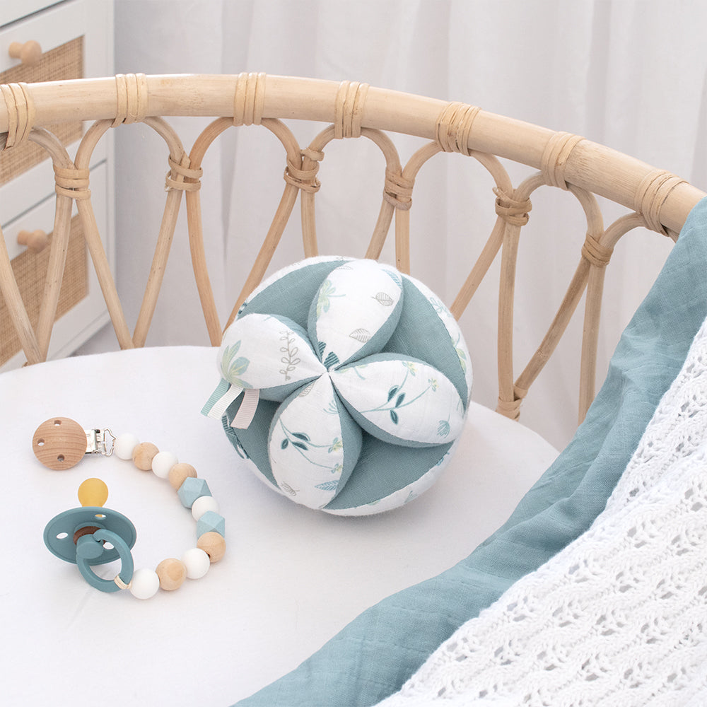 4237044-living-textiles-organic-muslin-sensory-ball-banana-leaf-teal