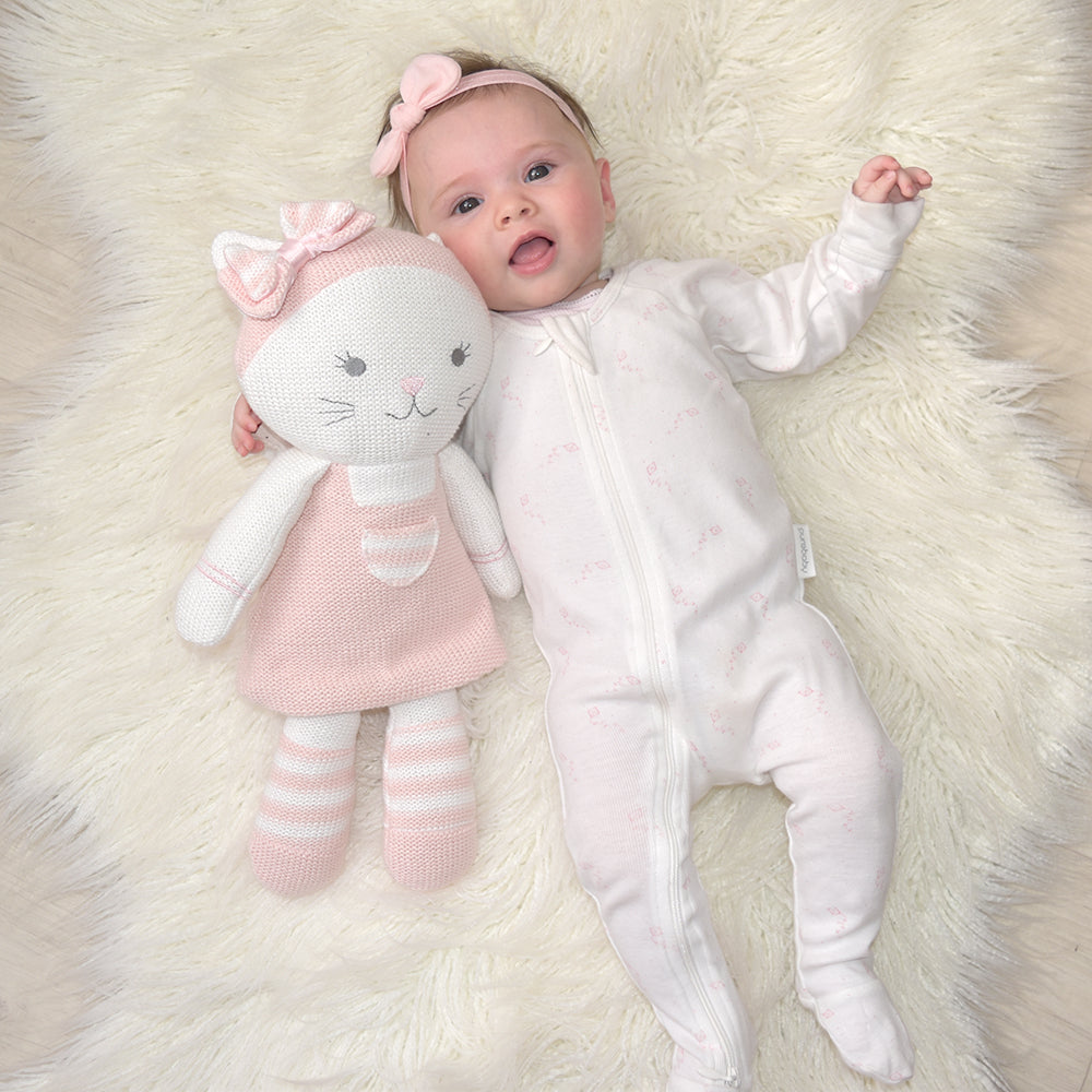 4281869-living-textiles-baby-newborn-daisy-the-cat-knitted-toy