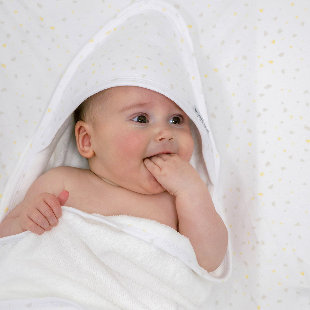 10353-bubba-blue-everyday-essentials-hooded-towel-terrazzo-white-75x75cm