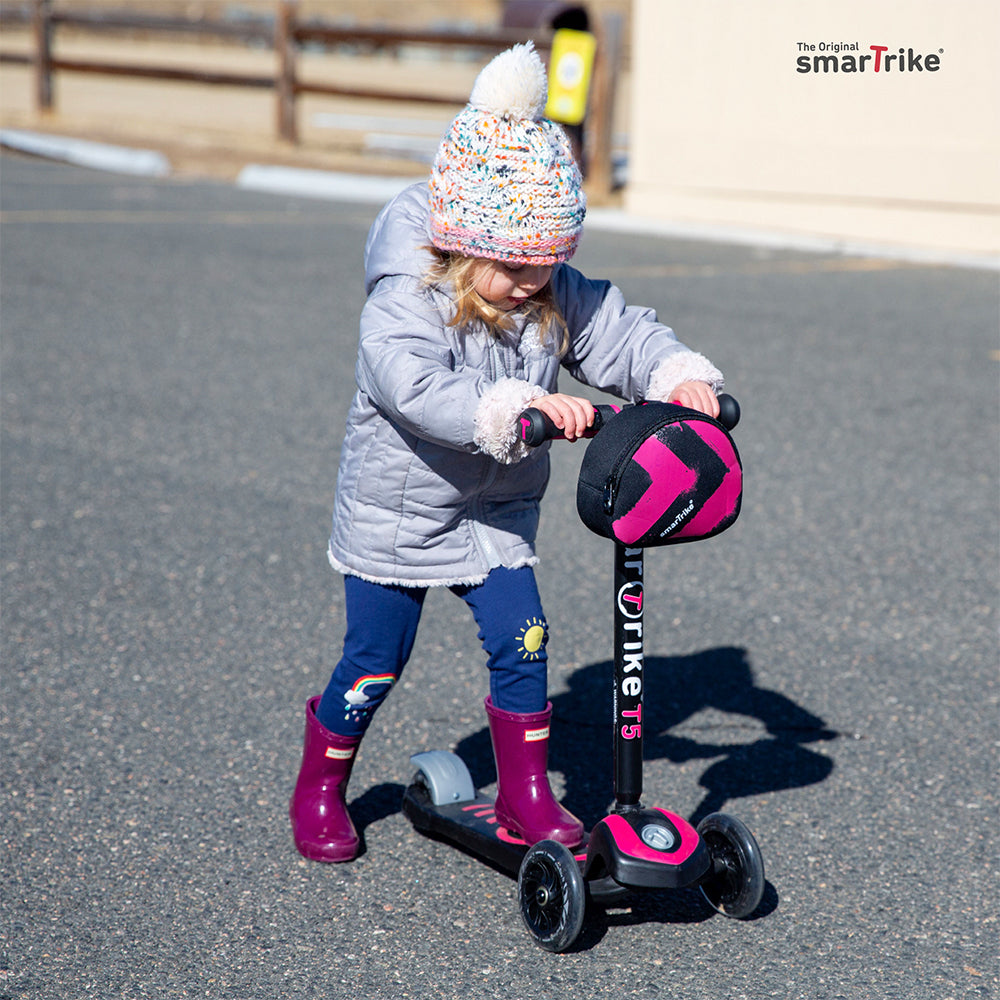 2010101-smartrike-t5-3-wheeled-scooter-pink-kids-ride-on-toy-3y