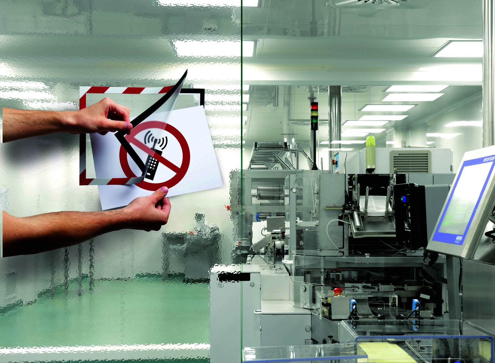 4944132-2pk-durable-duraframe-a4-security-display-red-white