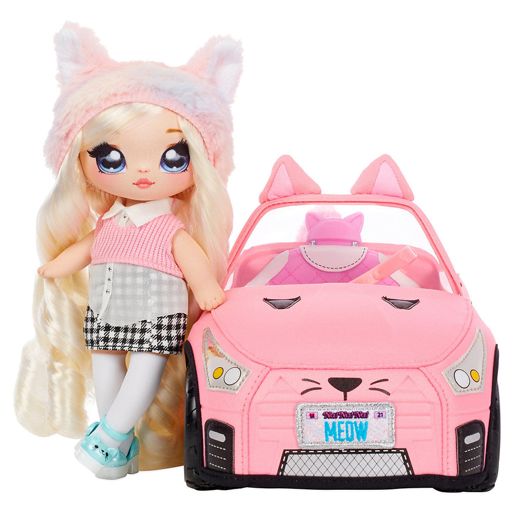 572411-na-na-na-surprise-soft-plush-convertible-car-toy