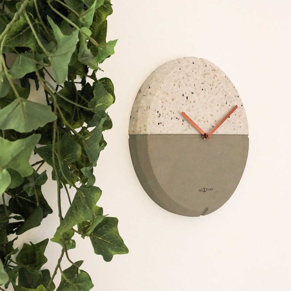 573516-nextime-conrazzo-32cm-analogue-wall-clock-round-grey