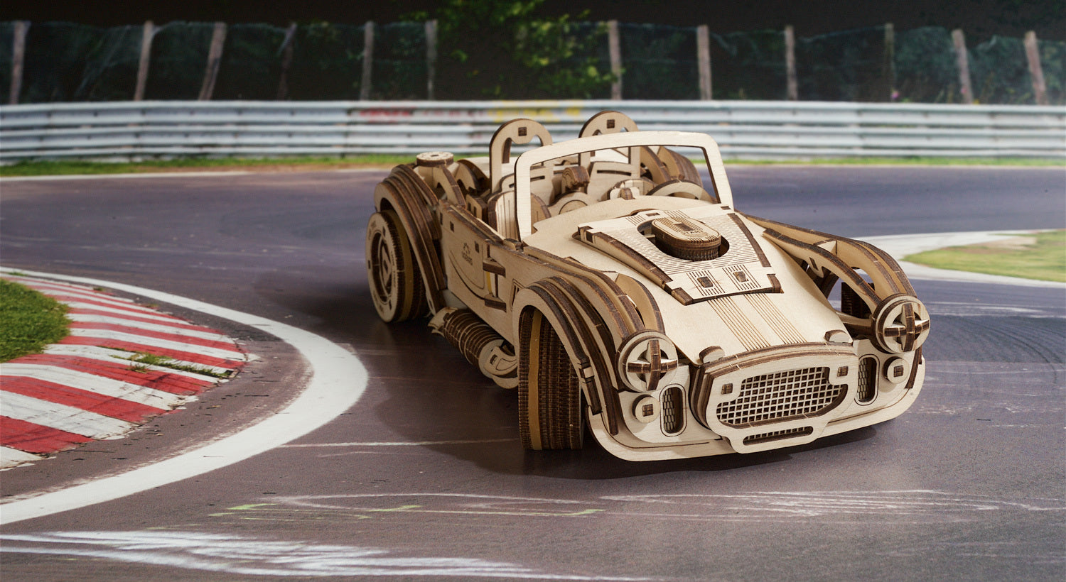 70161-ugears-drift-cobra-racing-car-mechanical-wooden-3d-puzzle-370pc
