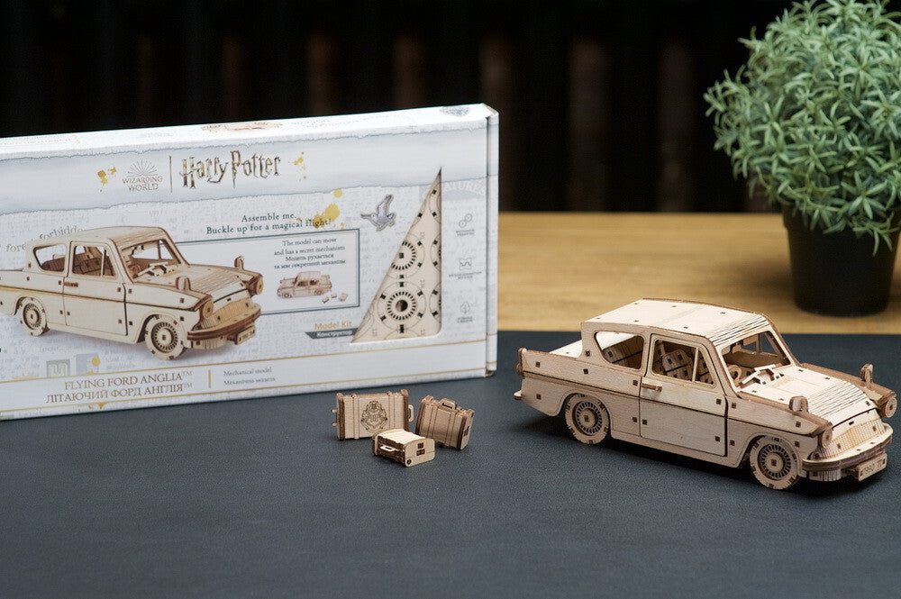 70173-ugears-flying-ford-anglia-mechanical-wooden-3d-puzzle-04pc