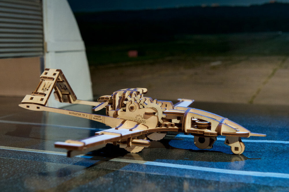 70189-ugears-bayraktar-tb2-combat-drone-wooden-3d-puzzle-12pc