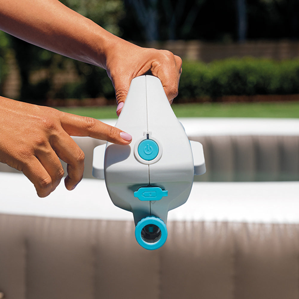 28626-intex-zr100-pool-and-spa-vacuum-cleaning-kit-white-blue