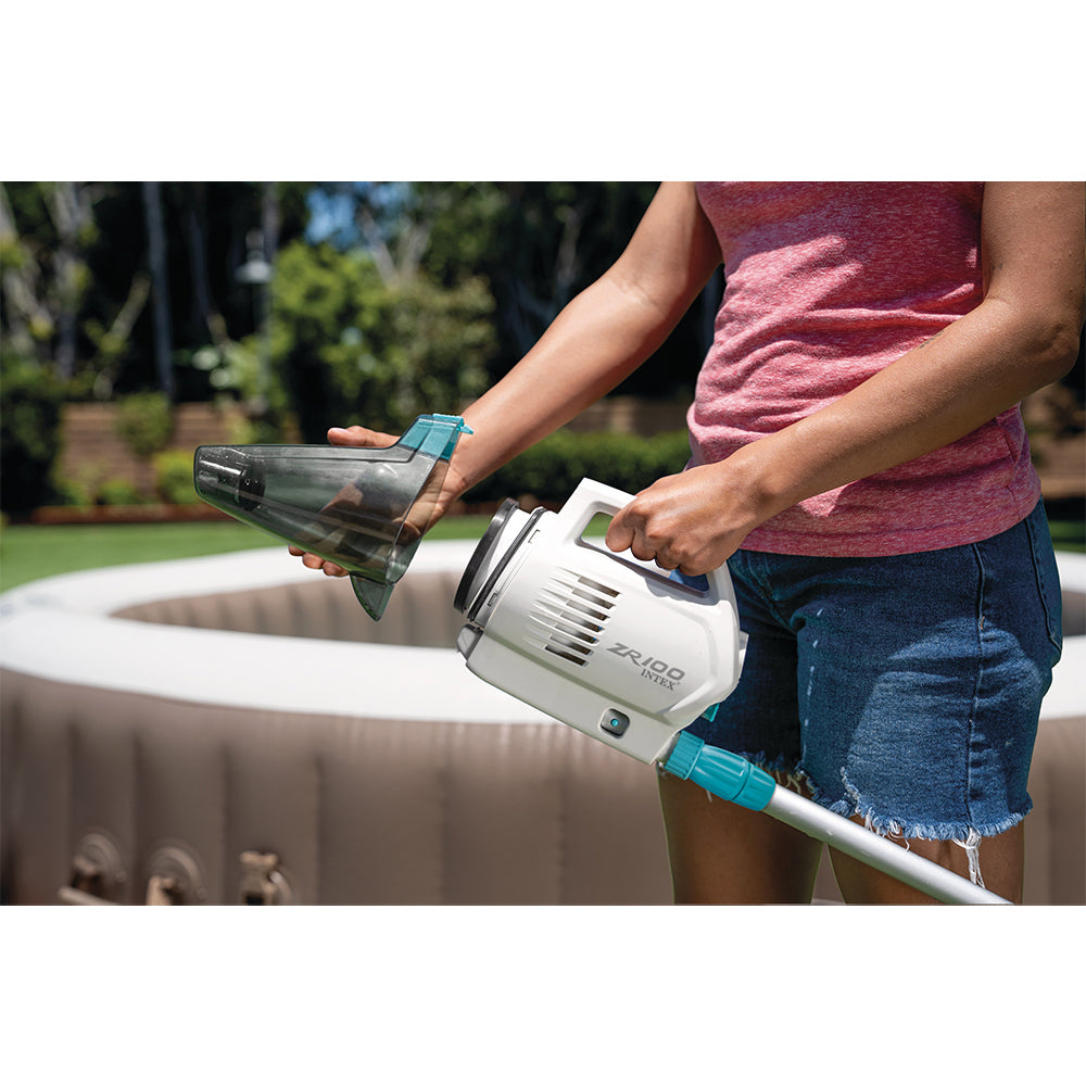 28626-intex-zr100-pool-and-spa-vacuum-cleaning-kit-white-blue