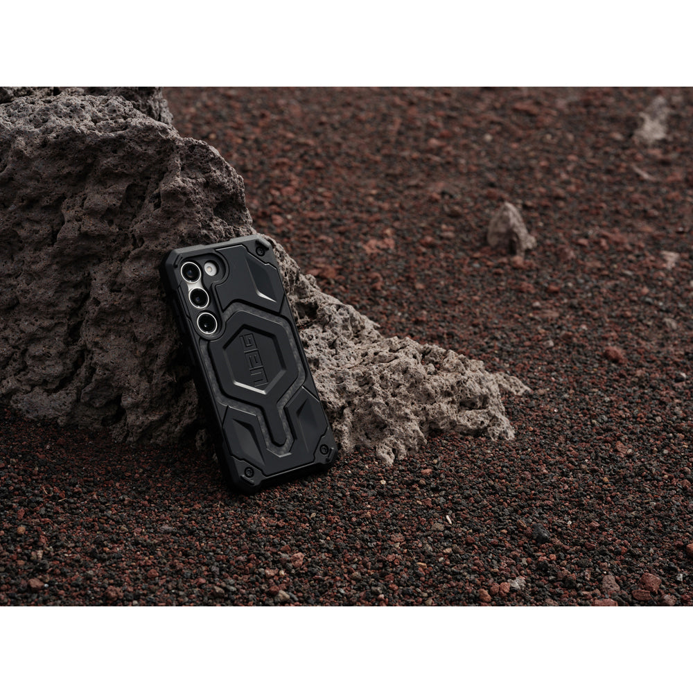 214140114242-urban-armour-gear-monarch-pro-case-for-samsung-s23-ultra-carbon-fiber