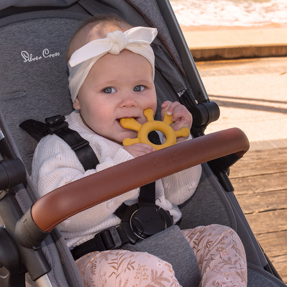 4236121-playground-baby-12cm-silicone-splash-teether-4m-sunshine