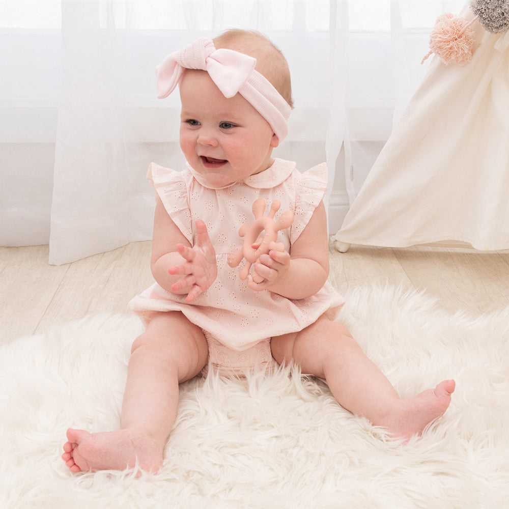 4236122-playground-baby-12cm-silicone-splash-teether-4m-rose