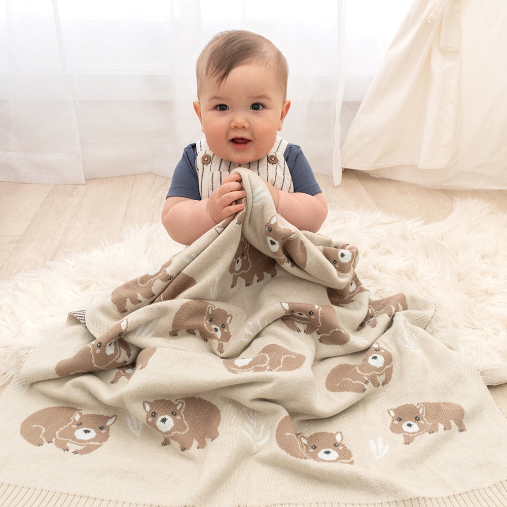 4323004-living-textiles-australiana-85cm-cotton-baby-blanket-wombat-beige