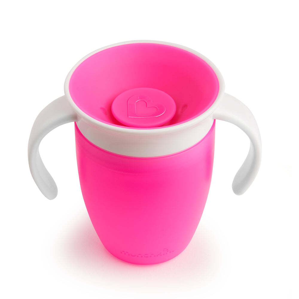17967004-munchkin-7oz-miracle-360-trainer-cup-1pk-pink-6m