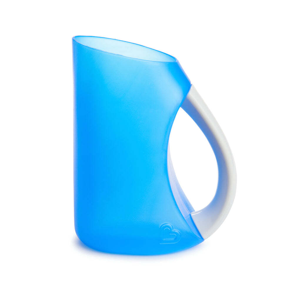 27109-munchkin-bath-jug-shampoo-washing-rinser-blue-6m