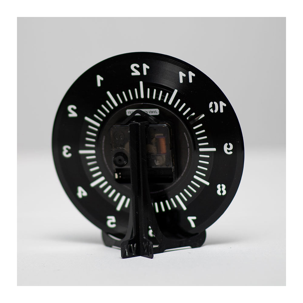 3385001-yesterday-s-vinyl-music-lover-deskclock-yellow-green-18cm
