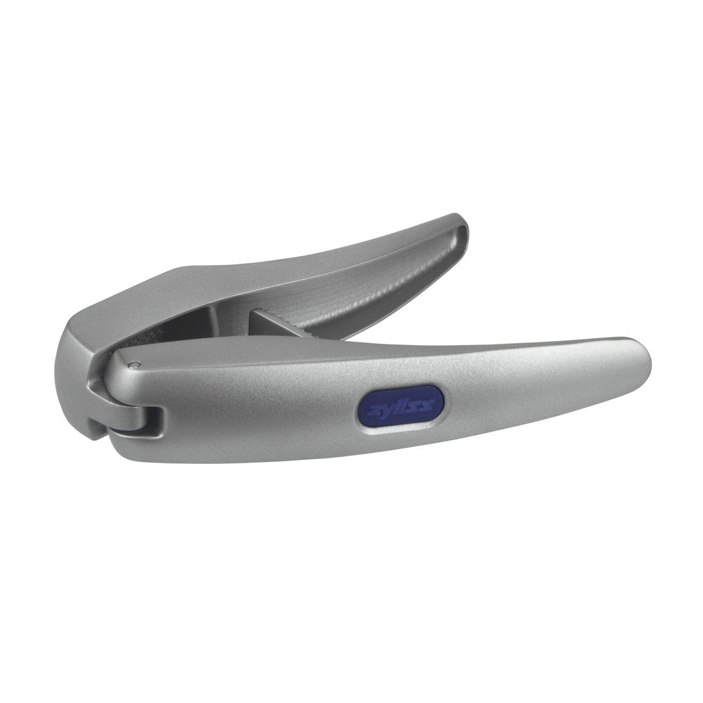 1402-zyliss-susi-3-aluminium-garlic-press-w-cleaner-silver