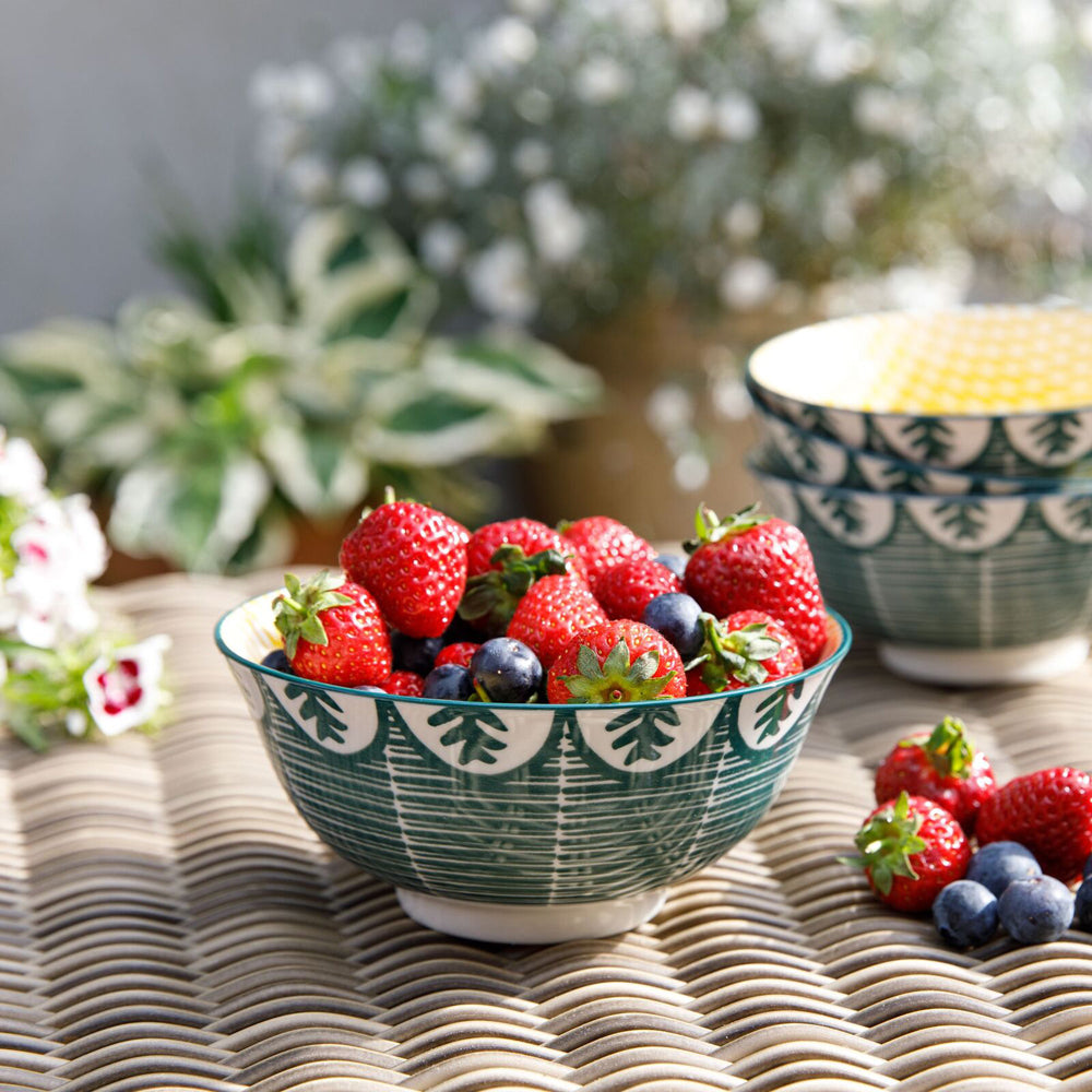 79402-mikasa-does-it-all-kitchen-glazed-bowl-15-7cm-leafy-green