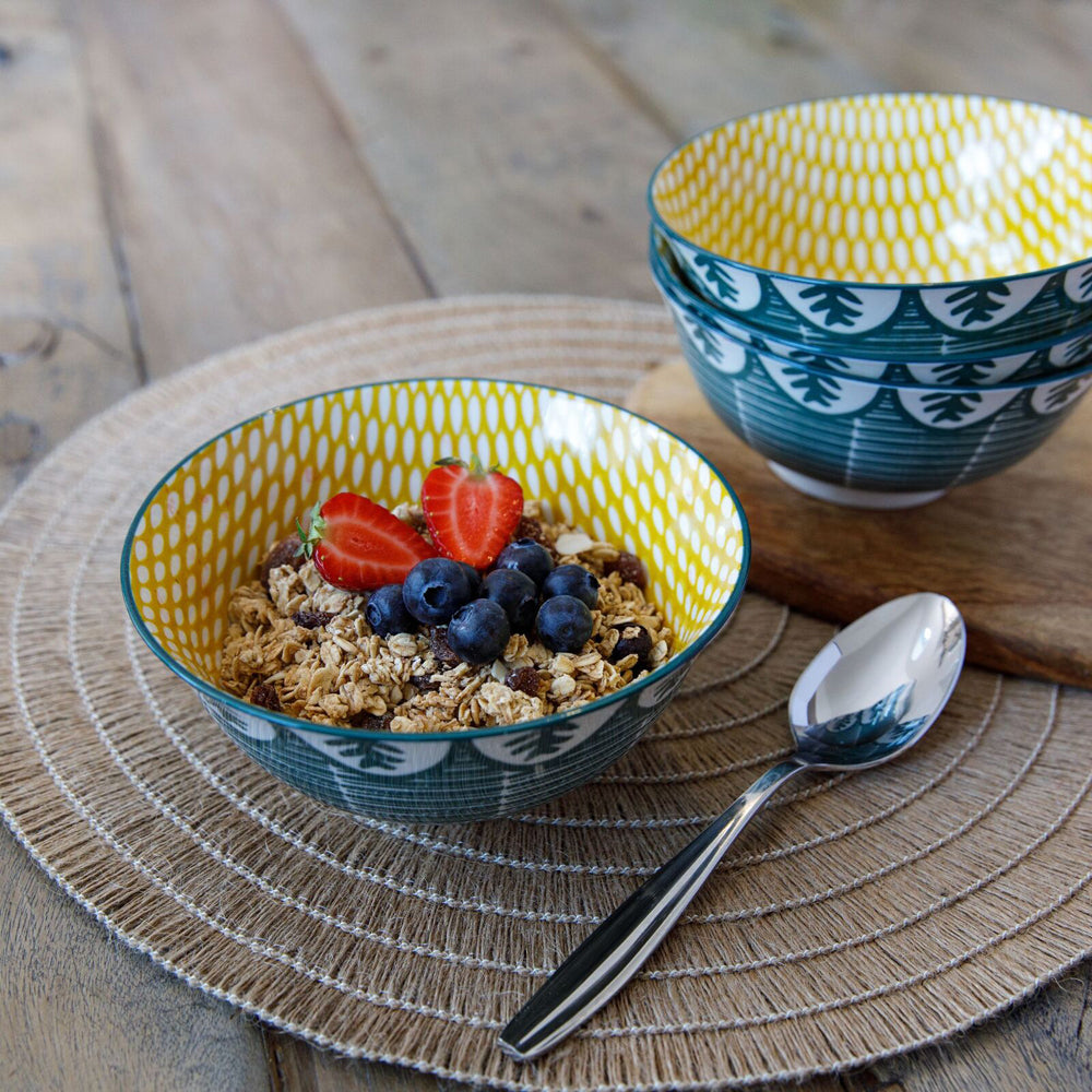 79402-mikasa-does-it-all-kitchen-glazed-bowl-15-7cm-leafy-green
